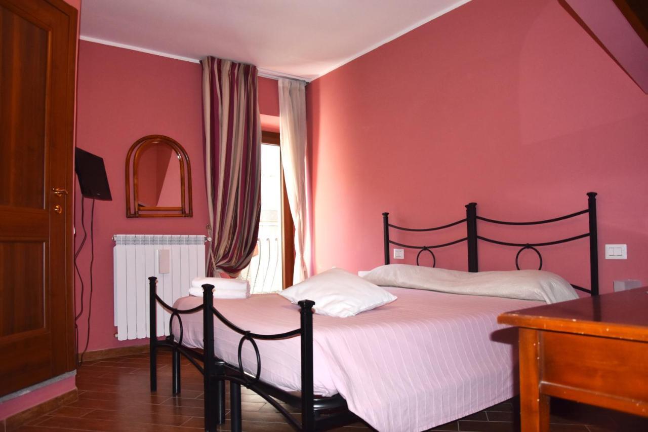 Il Peperino Guesthouse Viterbo Buitenkant foto